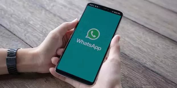 WhatsApp verde: tem como deixar aplicativo azul de novo? Confira