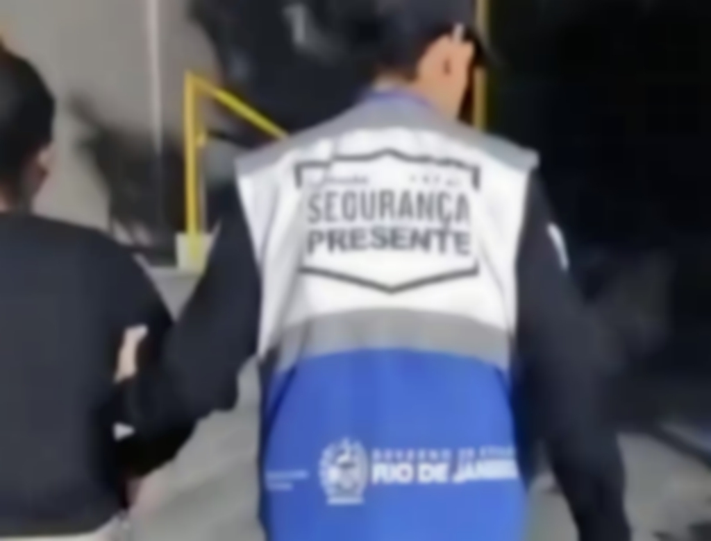Mulher é presa por agredir funcionárias de spa ao ter procedimento negado; VEJA VÍDEO