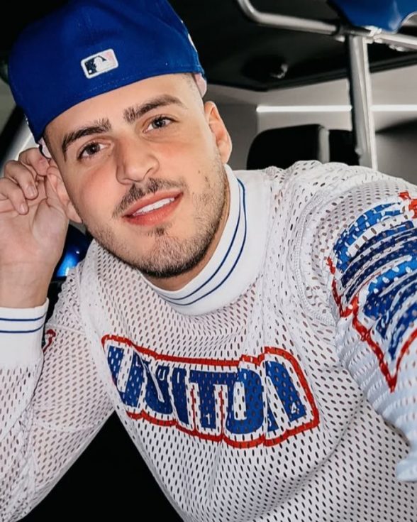 Jon Vlogs anuncia reality show em motorhome durante a Copa e detalha fazenda milionária