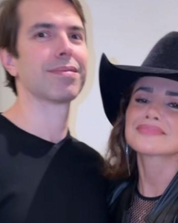 “Dono do meu coração”: Paula Fernandes surge com namorado em festa de Carlinhos Maia