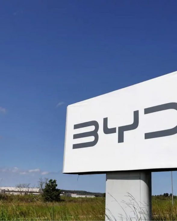 De 0 a 100 em 4 segundos: Filipe Bueno faz test drive no novo SUV Sealion, da BYD