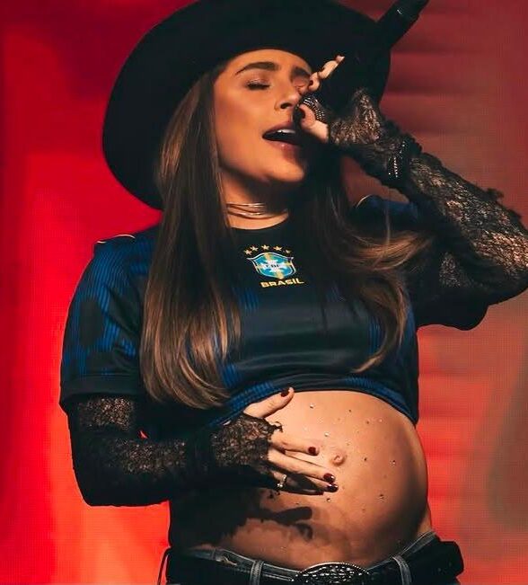 Grávida de 8 meses, Lauana Prado cancela show por orientação médica e entra em licença-maternidade
