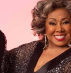 VÍDEO: Alcione se manifesta após queda durante show