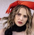Letícia Colin abre o jogo sobre cenas de sexo em nova série do Globoplay: 'Estava sem roupa sempre'