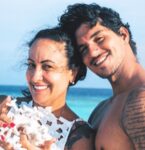 Mãe de Gabriel Medina celebra gravidez do primeiro neto e emociona com homenagem ao casal