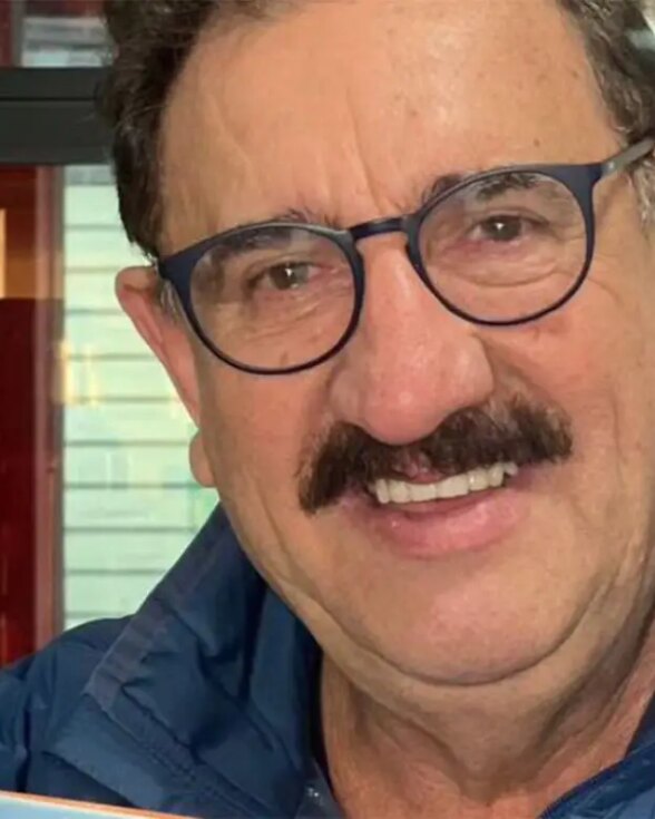 VÍDEO: Ratinho é criticado após dizer que cantor está com “cara de viado”