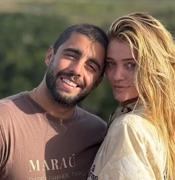 Pedro Scooby revela separação de Cintia Dicker e afirma: 'verdadeiro amor'