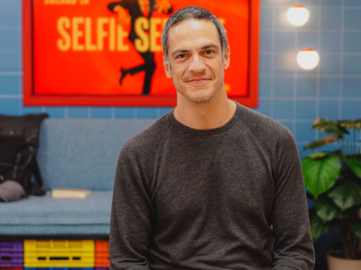 Mateus Solano reflete sobre Félix e diz o motivo de “Amor à Vida” não voltar ao ar