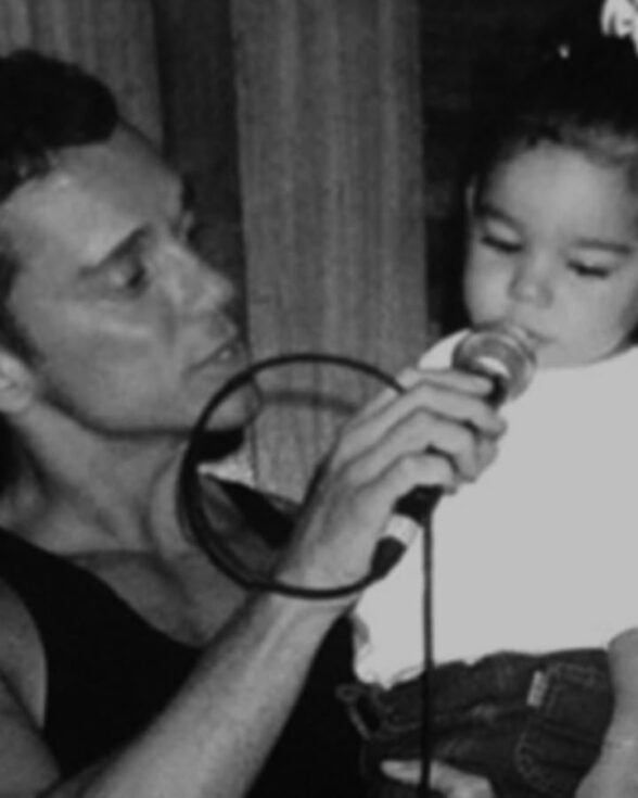 Filha de Netinho se pronuncia após morte do cantor e desabafa sobre luto: “Saudade”